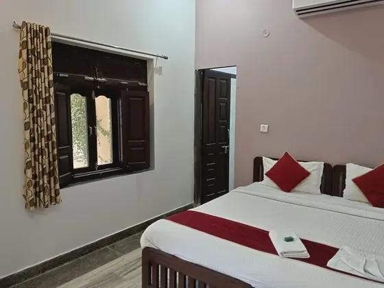 Deluxe Tek Büyük Yataklı Oda, Bahçe Manzaralı
