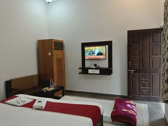 Deluxe Tek Büyük Yataklı Oda, Bahçe Manzaralı