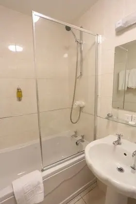 Standard Üç Kişilik Oda, 3 Tek Kişilik Yatak