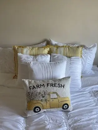 Large Apartment in Peaceful Valley