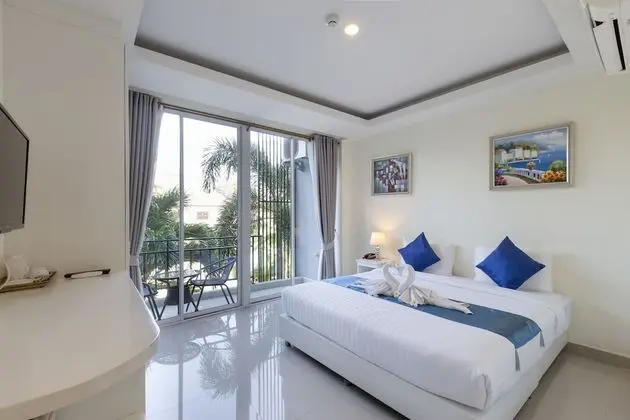 Deluxe Tek Büyük Yataklı Oda, 1 En Büyük (King) Boy Yatak, Balkon, Şehir Manzaralı
