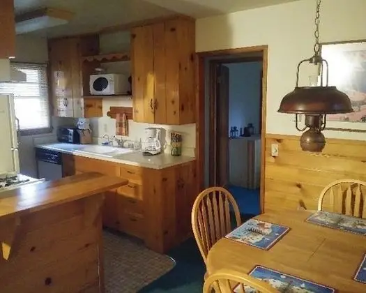 Ev, 3 Tek Kişilik Yatak (Evergreen Village Retreat)