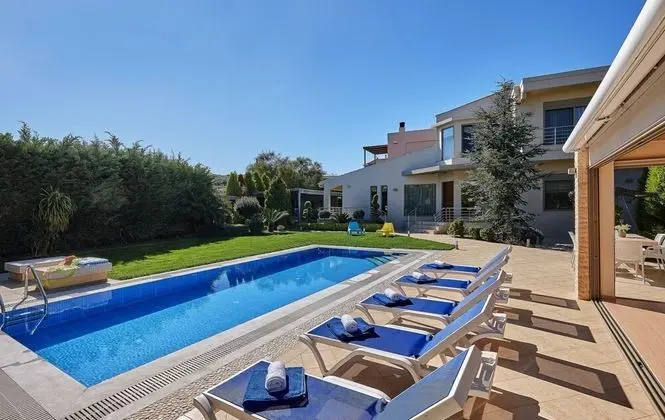Villa, 3 Yatak Odası, Kişiye Özel Havuzlu