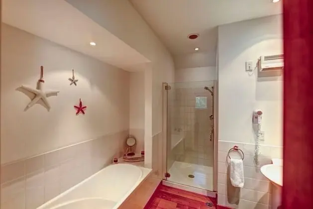 Luxury Oda, 1 En Büyük (King) Boy Yatak, Dağ Manzaralı, Executive Katı