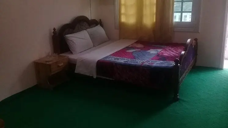Standard Tek Büyük Yataklı Oda