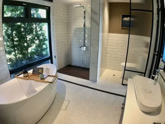 Luxury Tek Büyük Yataklı Oda