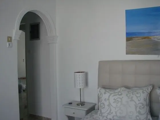 Standard Tek Büyük veya İki Ayrı Yataklı Oda, Bahçe Manzaralı (Ground Floor)