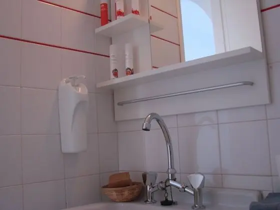 Standard Tek Büyük veya İki Ayrı Yataklı Oda, Bahçe Manzaralı (Ground Floor)