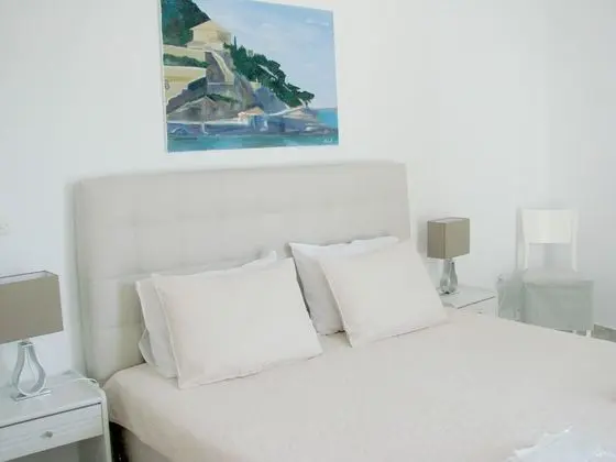 Üç Kişilik Oda, Bahçe Manzaralı