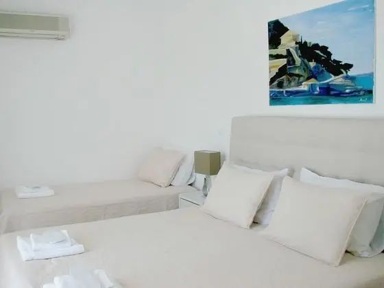Üç Kişilik Oda, Bahçe Manzaralı