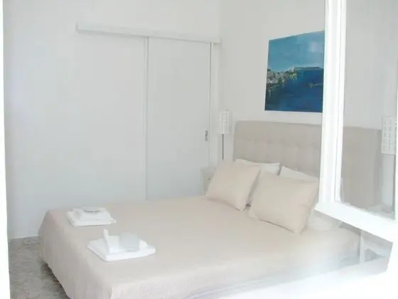 Üç Kişilik Oda, Bahçe Manzaralı