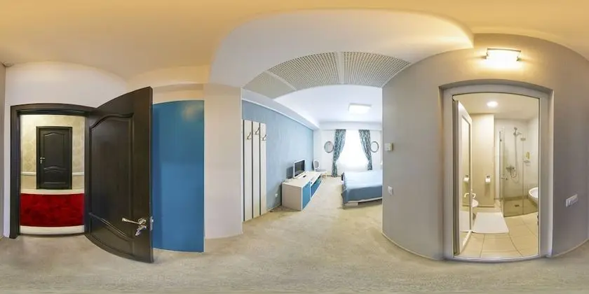 Basic Oda, Şehir Manzaralı