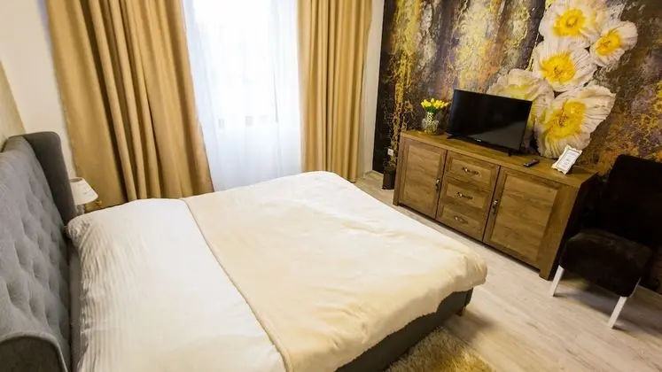 Deluxe Tek Büyük Yataklı Oda