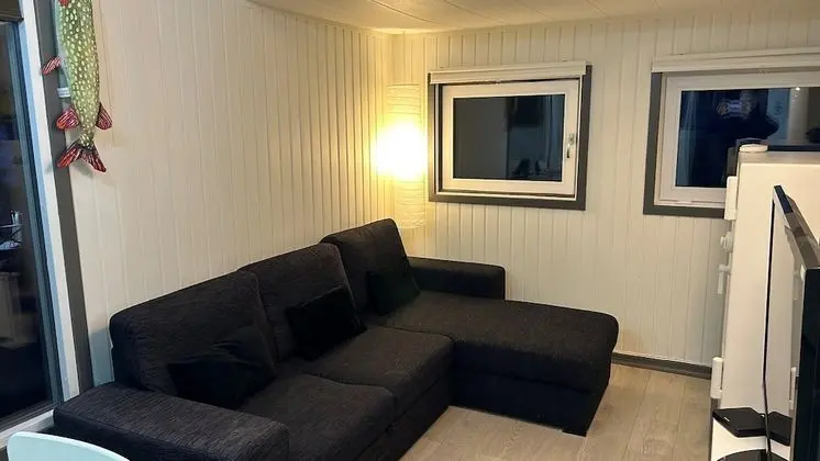 Family Cottage, 2 Double Beds, Lake View, Lakeside (Evika 4)