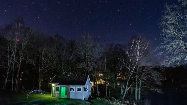 Family Cottage, 2 Double Beds, Lake View, Lakeside (Evika 4)