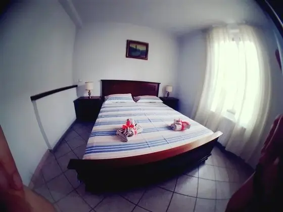 Deluxe Tek Büyük Yataklı Oda (Magnolia)