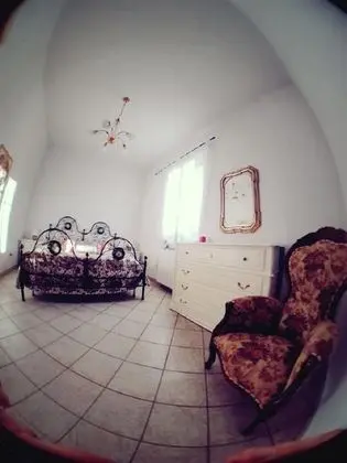 Deluxe Tek Büyük Yataklı Oda (Magnolia)