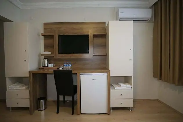 Tek Kişilik, Bahçe Manzaralı, Balkonlu