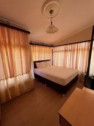 Standart Oda, Bahçe Manzaralı, Balkonlu
