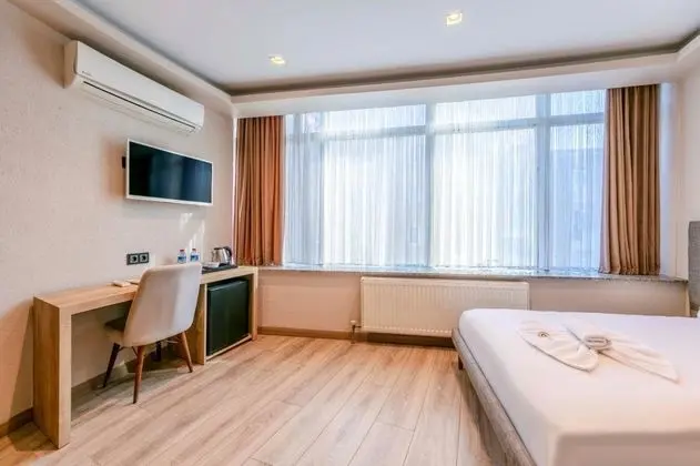 Standart Oda, Şehir Manzaralı