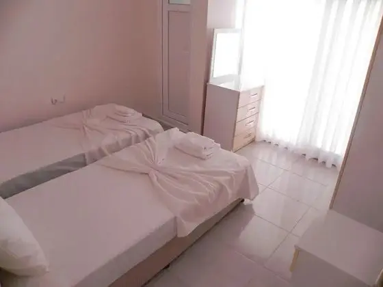 Balkonlu Standart üç kişilik oda