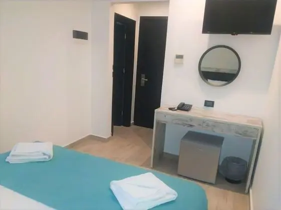 Standard Tek Büyük veya İki Ayrı Yataklı Oda