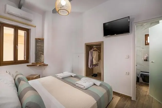 Evlimeni Suites (Ground Floor)