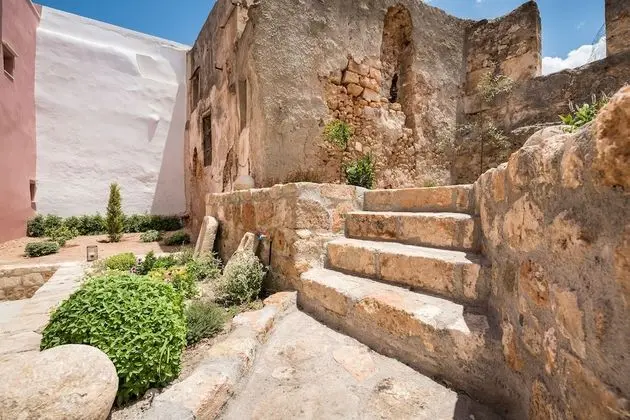 Evlimeni Suites (Ground Floor)