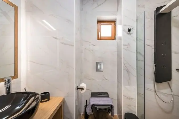 Evlimeni Suites (Ground Floor)