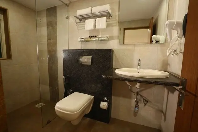 Deluxe Tek Büyük veya İki Ayrı Yataklı Oda