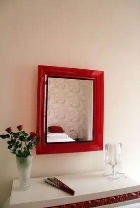 Üç Kişilik Oda