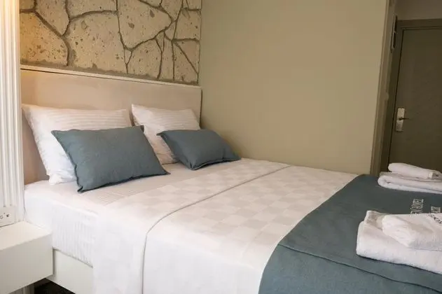 Standart Oda, Bahçe Manzaralı, Fransız Balkonlu