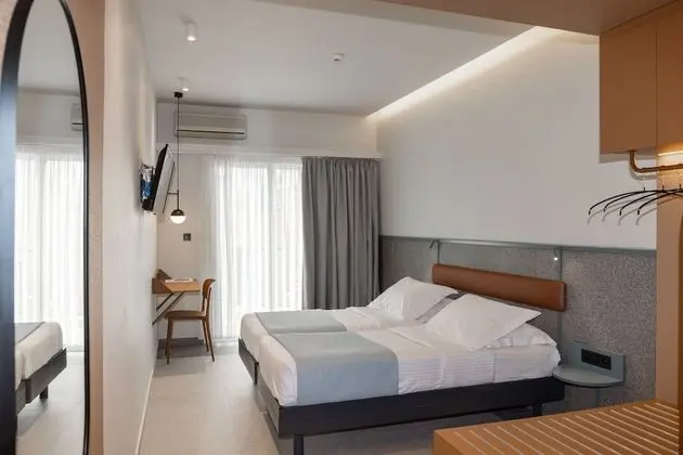 Superior Tek Büyük veya İki Ayrı Yataklı Oda