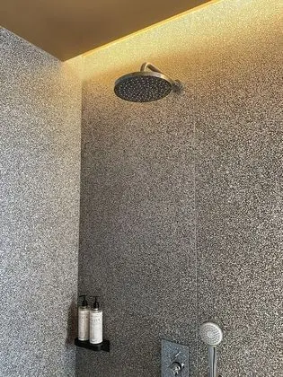 Tek Büyük veya İki Ayrı Yataklı Oda (Acropolis View)