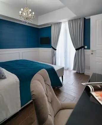 Junior Süit, 1 En Büyük (King) Boy Yatak ve Çekyat, Balkon