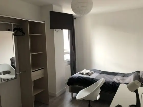 Deluxe Tek Kişilik Oda, Ortak Banyo