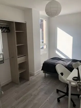 Deluxe Tek Kişilik Oda, Ortak Banyo