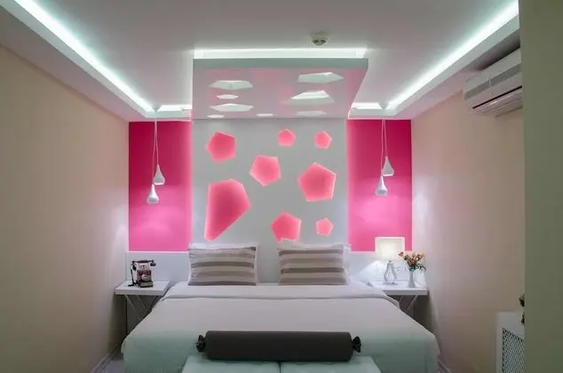 Üç Kişilik Oda