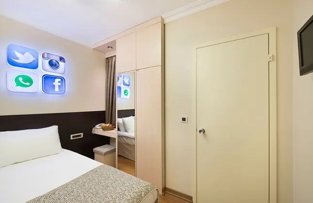 Standart 1 Çift Kişilik Veya 2 Tek Kişilik Yatak
