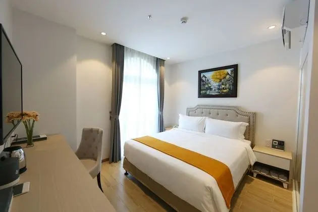 Deluxe Tek Büyük Yataklı Oda, Balkon, Şehir Manzaralı