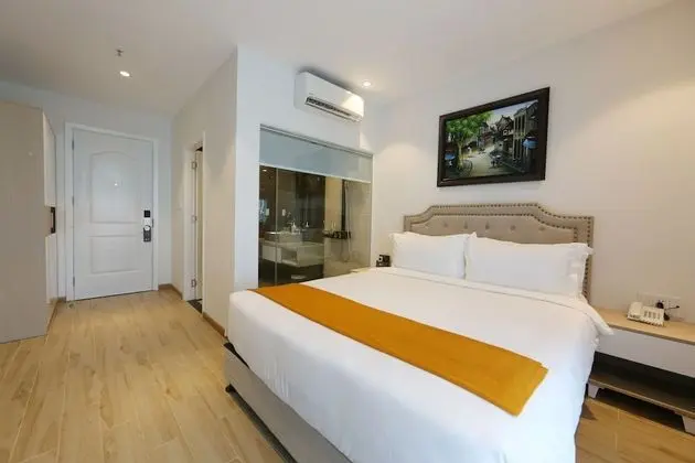Deluxe Tek Büyük Yataklı Oda, Balkon, Şehir Manzaralı