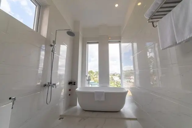 Premier Deluxe Balcony