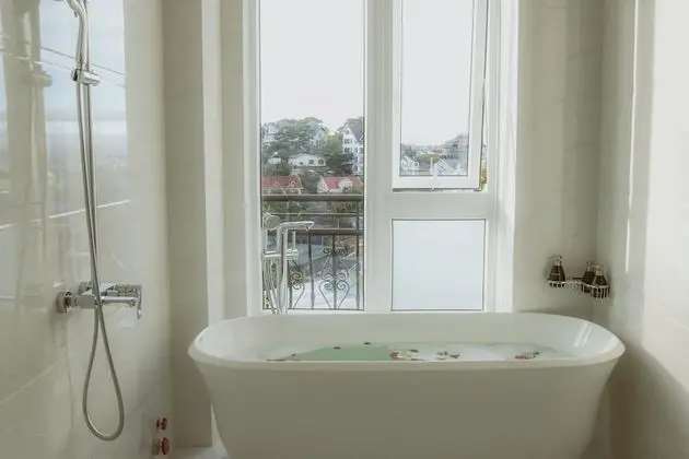 Premier Deluxe Balcony