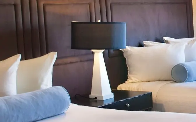 Resort Tower Two Queen Room