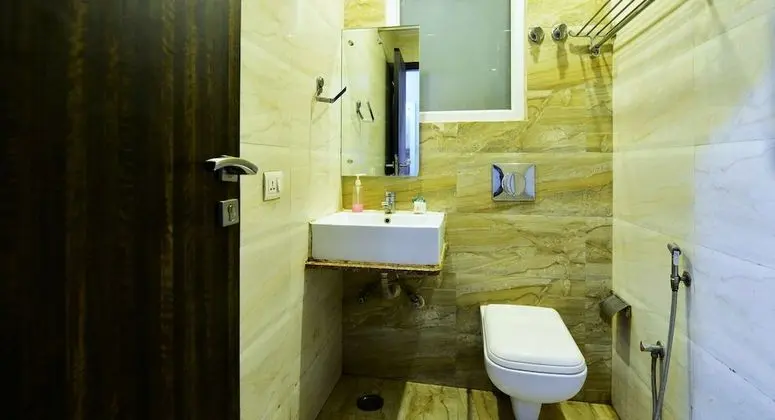 Deluxe Tek Büyük Yataklı Oda, Sigara İçilebilir, Şehir Manzaralı