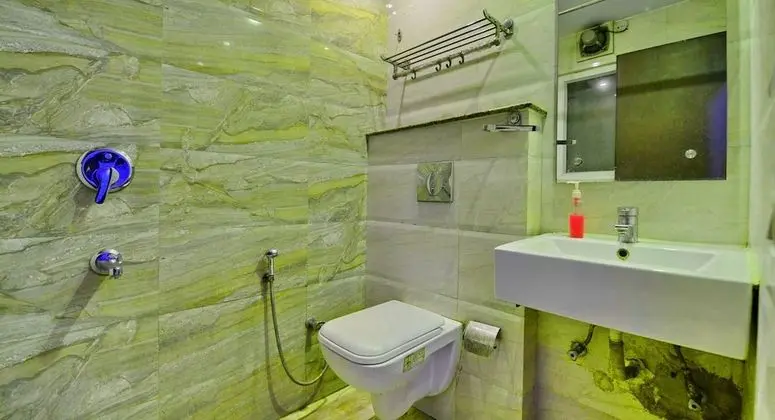 Deluxe Tek Büyük Yataklı Oda, Sigara İçilebilir, Şehir Manzaralı