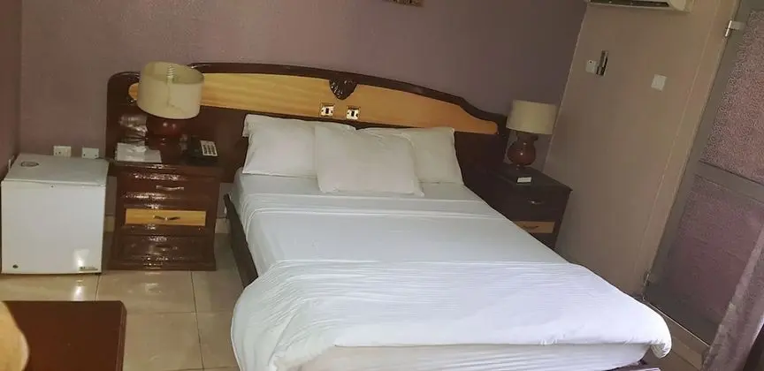 Standard Büyük Yataklı Tek Kişilik Oda, 1 Büyük (Queen) Boy Yatak, Balkon
