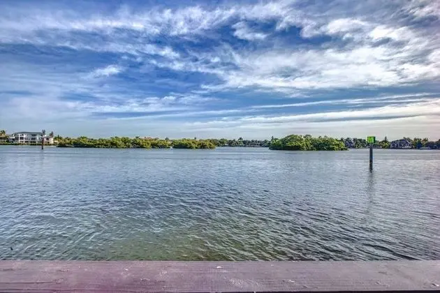 Daire (Excelsior Beach to Bay-Bayside)