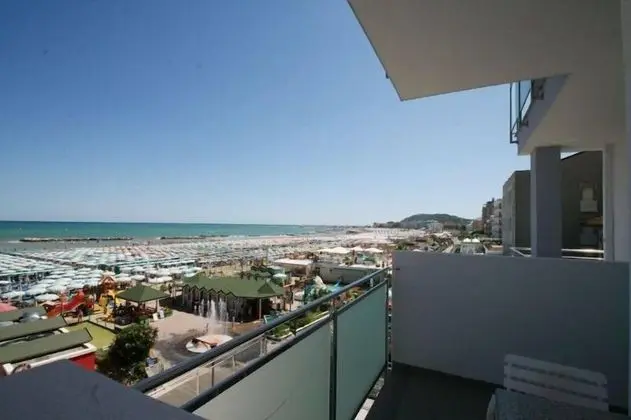 Comfort Tek Büyük Yataklı Oda, Deniz Manzaralı