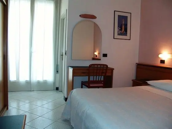 Standard Tek Büyük veya İki Ayrı Yataklı Oda, Balkon